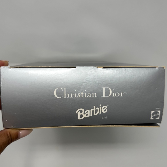 Christian Dior Collector Edition Barbie Doll - Picture 4 of 5